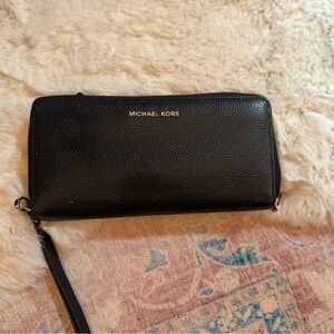 Michael Kors Black Wristlet Clutch